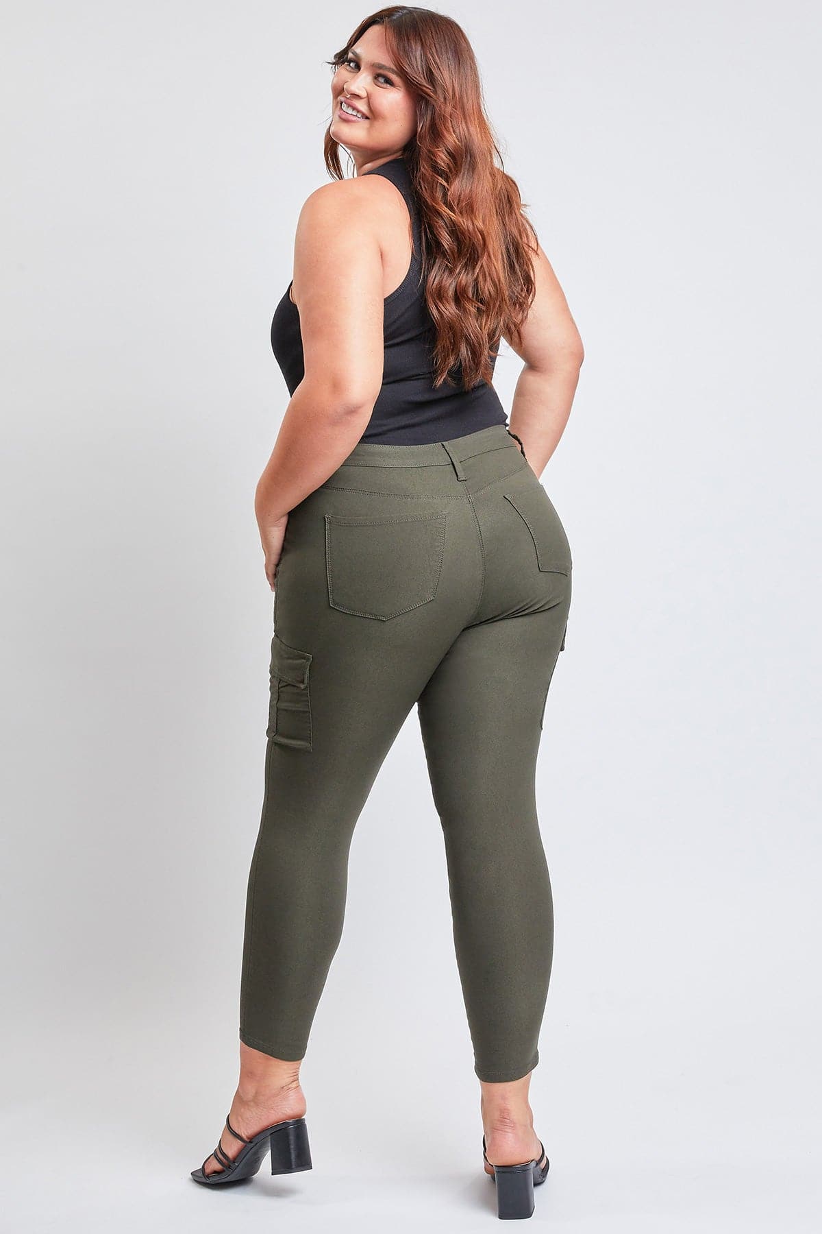 Women's Plus Size Hyperstretch Forever Color Cargo Pants