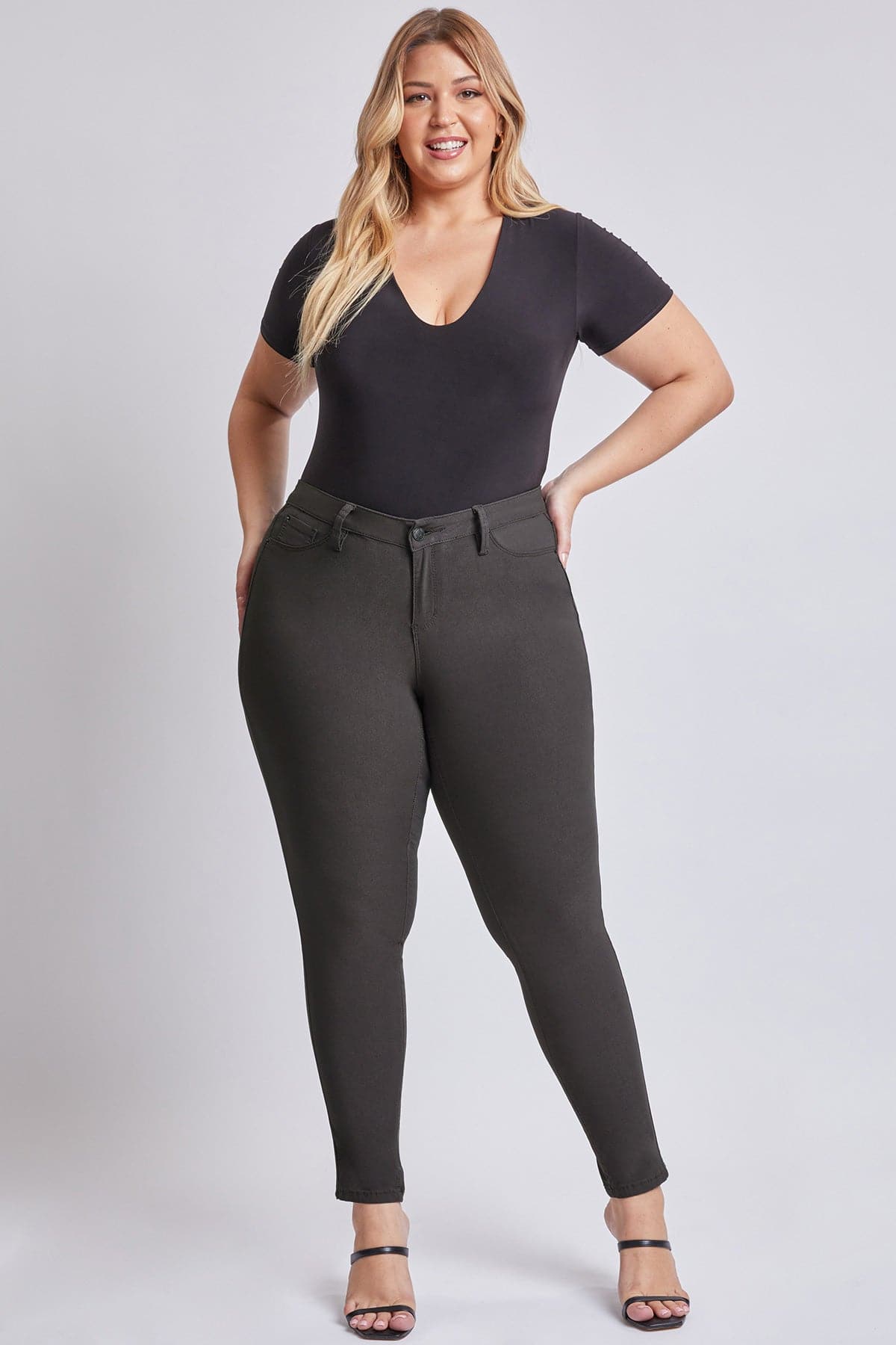 Women's Plus Size Hyperstretch Forever Color Mid Rise Pants