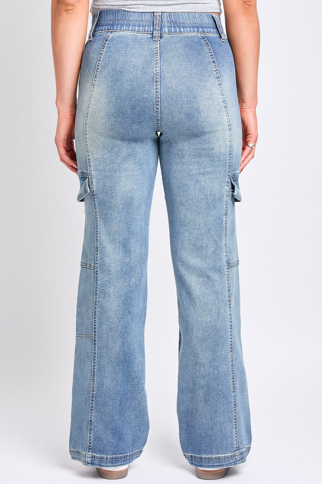 YMI Women's Plus Size Flare Jeans | High Waist, Bootcut, Stretch Denim | Curvy Fit, 5-Pocket, Comfortable Everyday