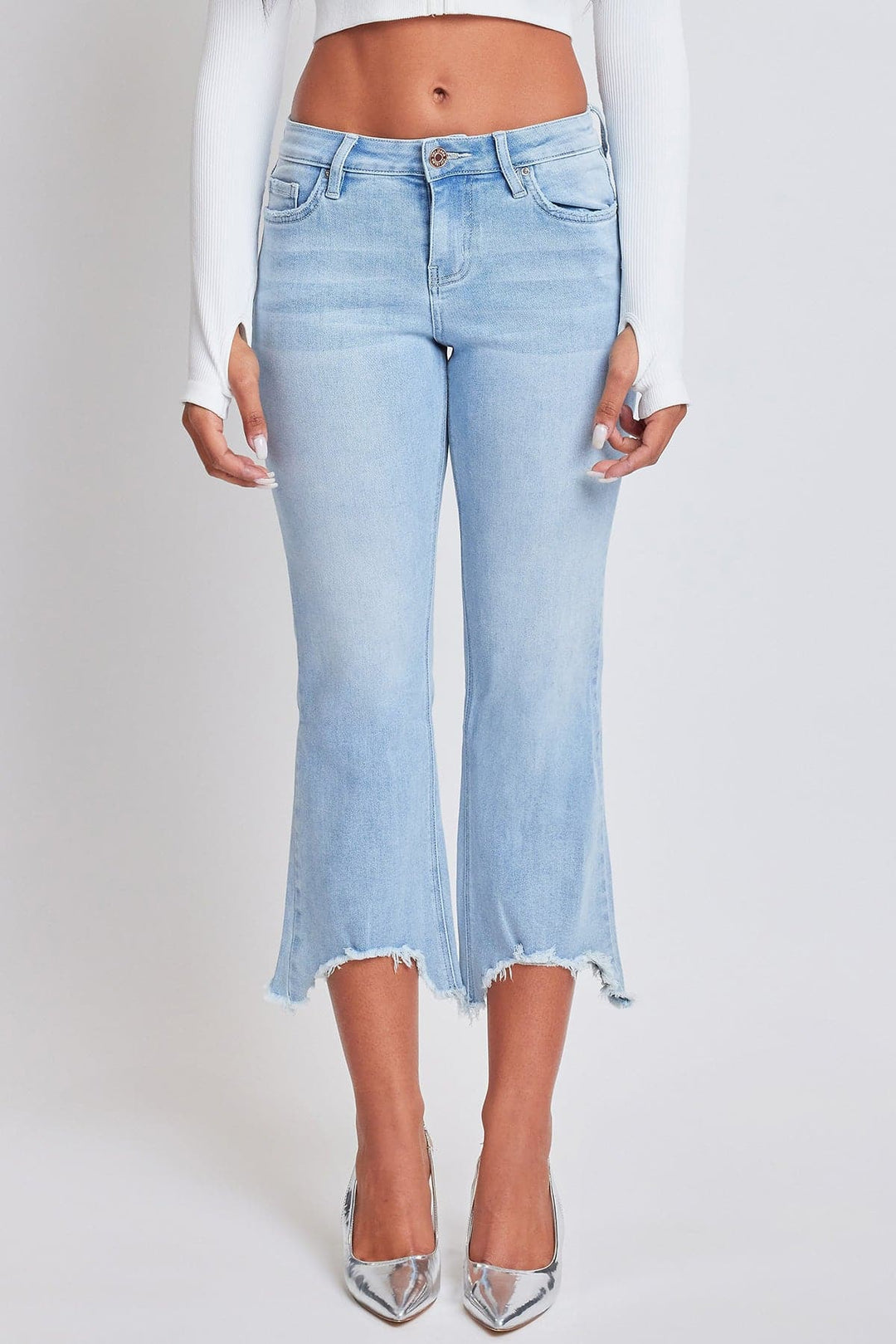 Women's Mid Rise Kick Flare Fray Hem Cropped Jeans