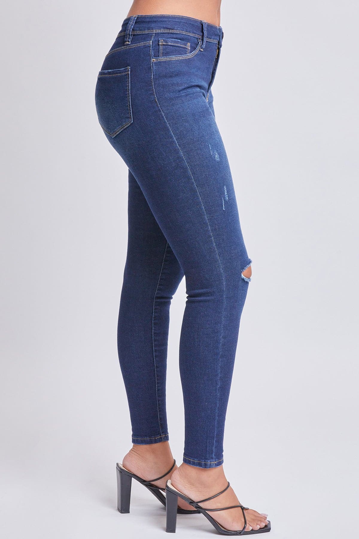 Women's Essential Sustainable Distressed Skinny Jeans