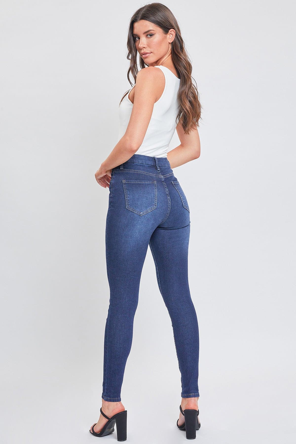Women's Sustainable Curvy Fit  Skinny Jeans