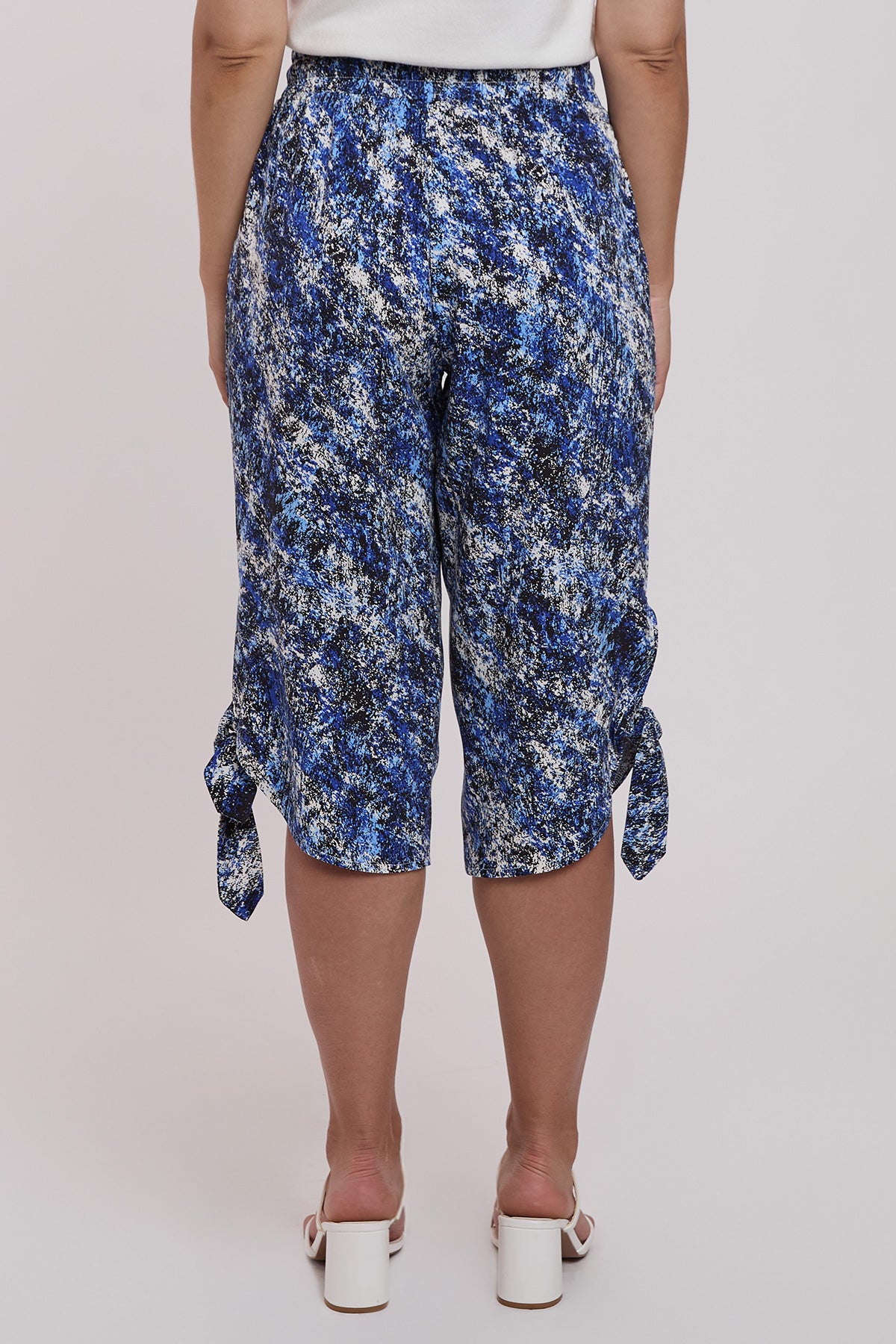 Women's Petite Linen Elastic Waist Capri Side Keyhole With Tie Hem