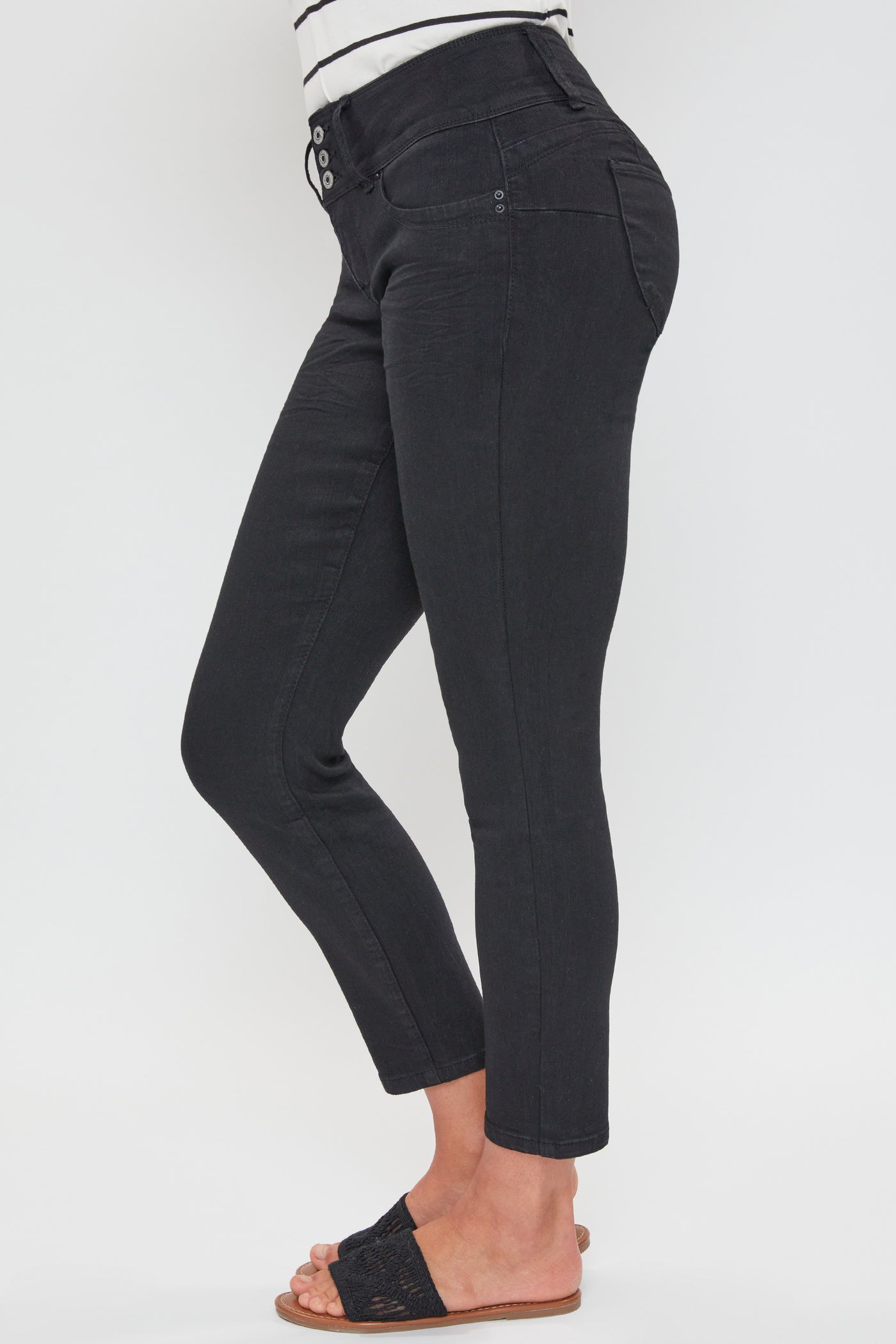 Women's Petite WannaBettaButt 3 Button Skinny Ankle Sustainable Jean