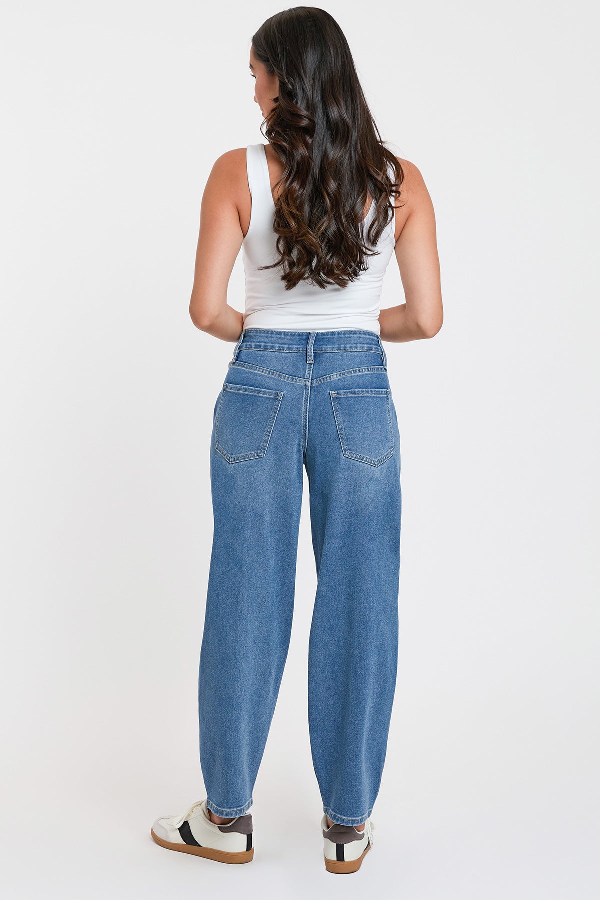Women's High Rise Seamed Barrel Jeans