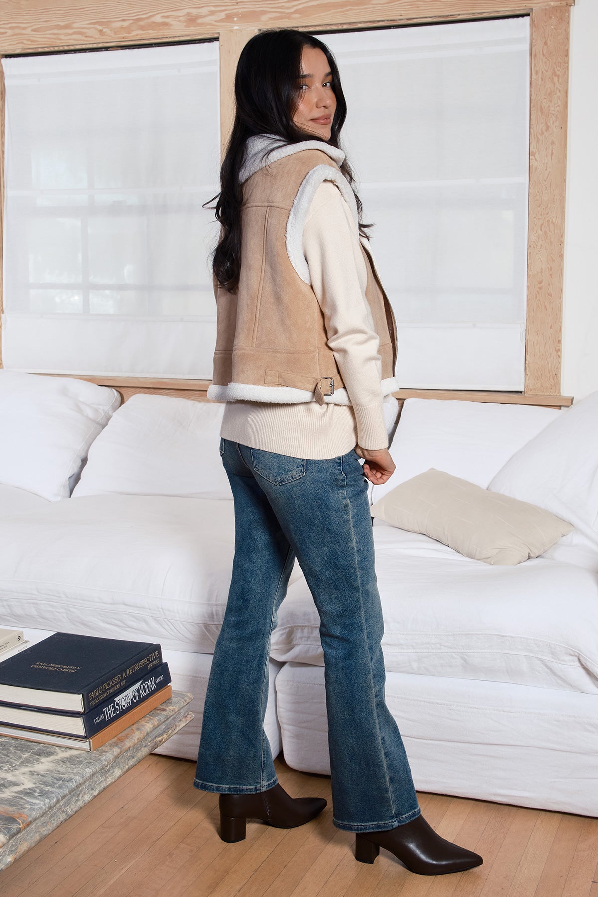 Women's 3-Button Bootcut Jeans