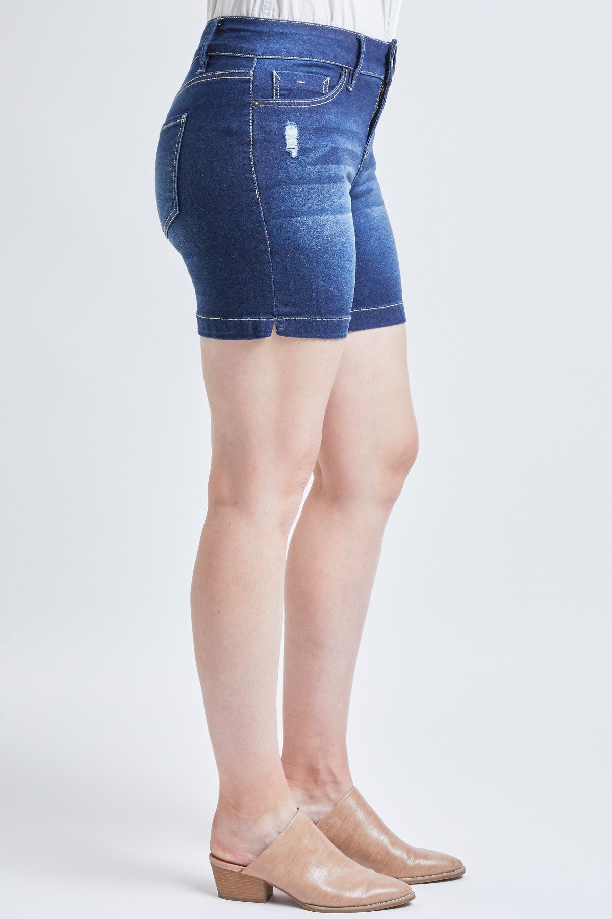 Women´s High Rise 2 Button Side Slit Hem Shorts