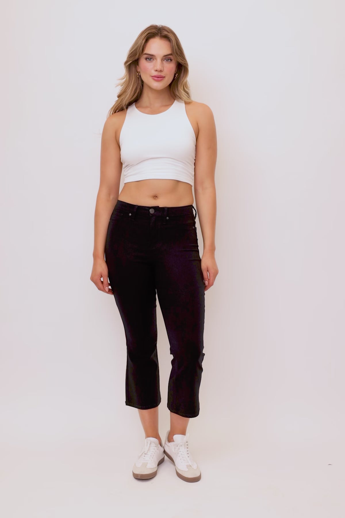 Women's Hyperstretch Cropped Kick Flare Leg Pants, Black