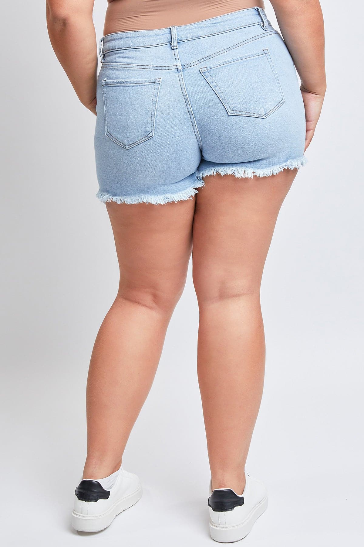 Plus Size Women's Vintage Dream Frayed Hem Shorts