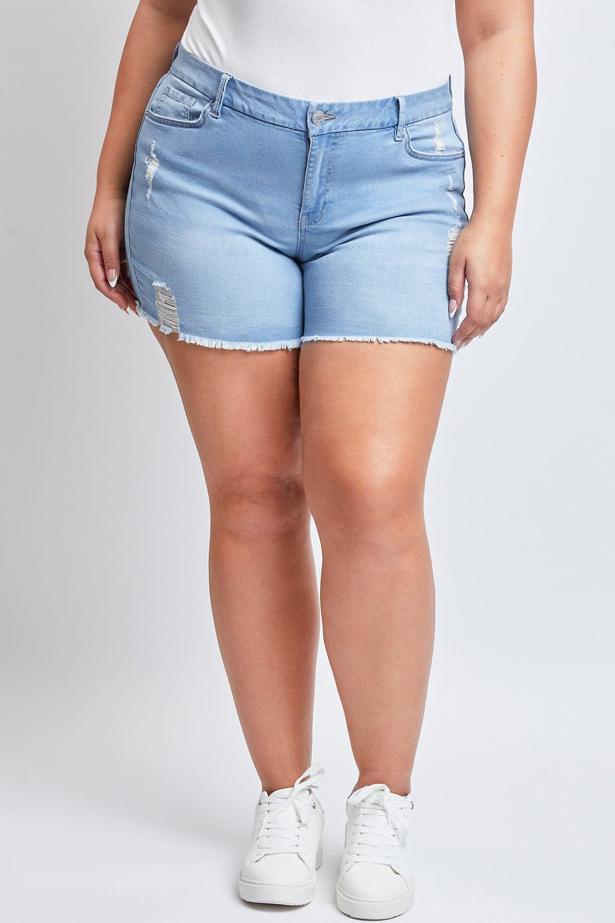 Women's Plus Size Curvy Fit  Jeans Shorts With Fray Hem
