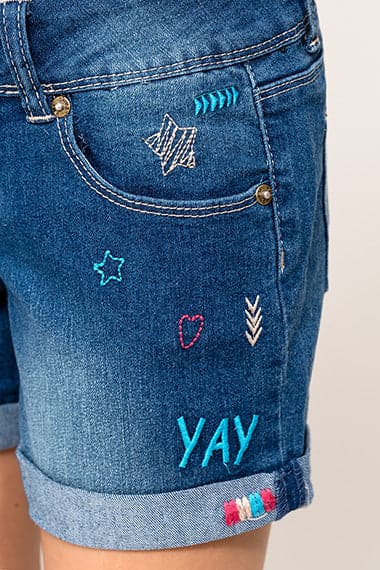 Kids Cuffed Shorts With Words And Embroidery Gs58994