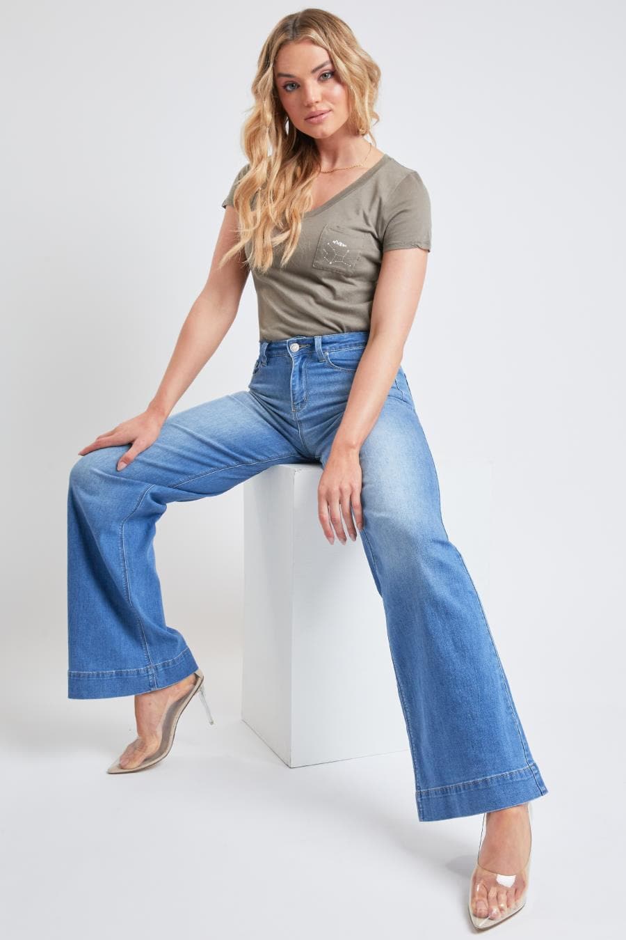Junior Love High Rise Wide Leg Stovepipe Jeans P959356